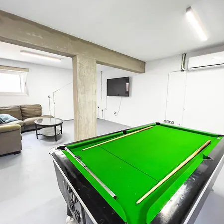 Geo Panoramic Konnos - Pool, Game Room, Gym 别墅