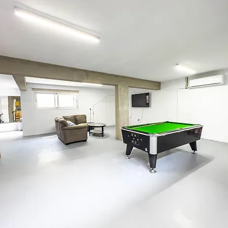 别墅 Geo Panoramic Konnos - Pool, Game Room, Gym *