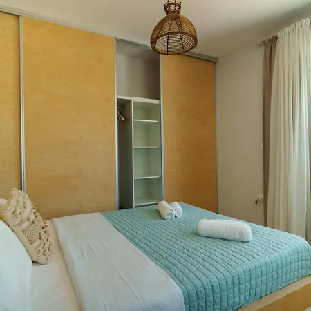 Geo Panoramic Konnos - Pool, Game Room, Gym * بروتاراس