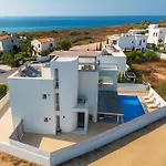 Villa Geo Panoramic Konnos - Pool, Game Room, Gym Protaras