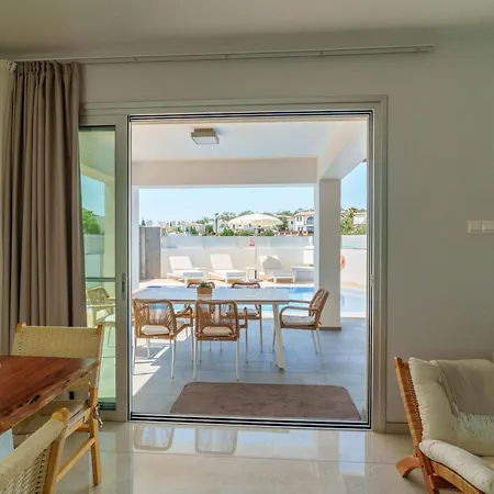 Villa Geo Panoramic Konnos - Pool, Game Room, Gym