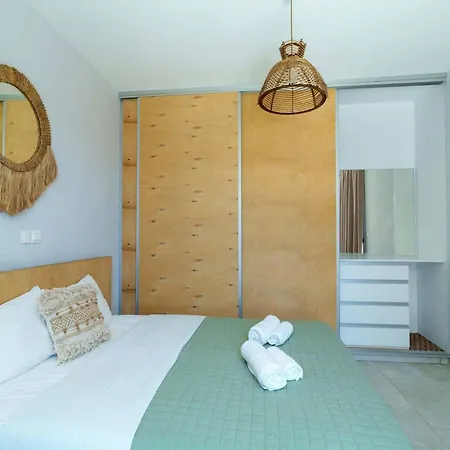 Villa Geo Panoramic Konnos - Pool, Game Room, Gym *